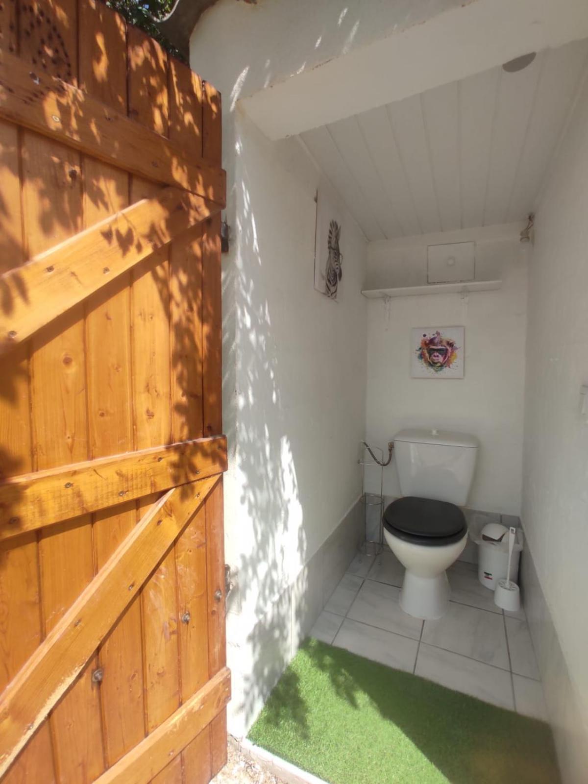 Le Mazet Hotel Poussan Bagian luar foto